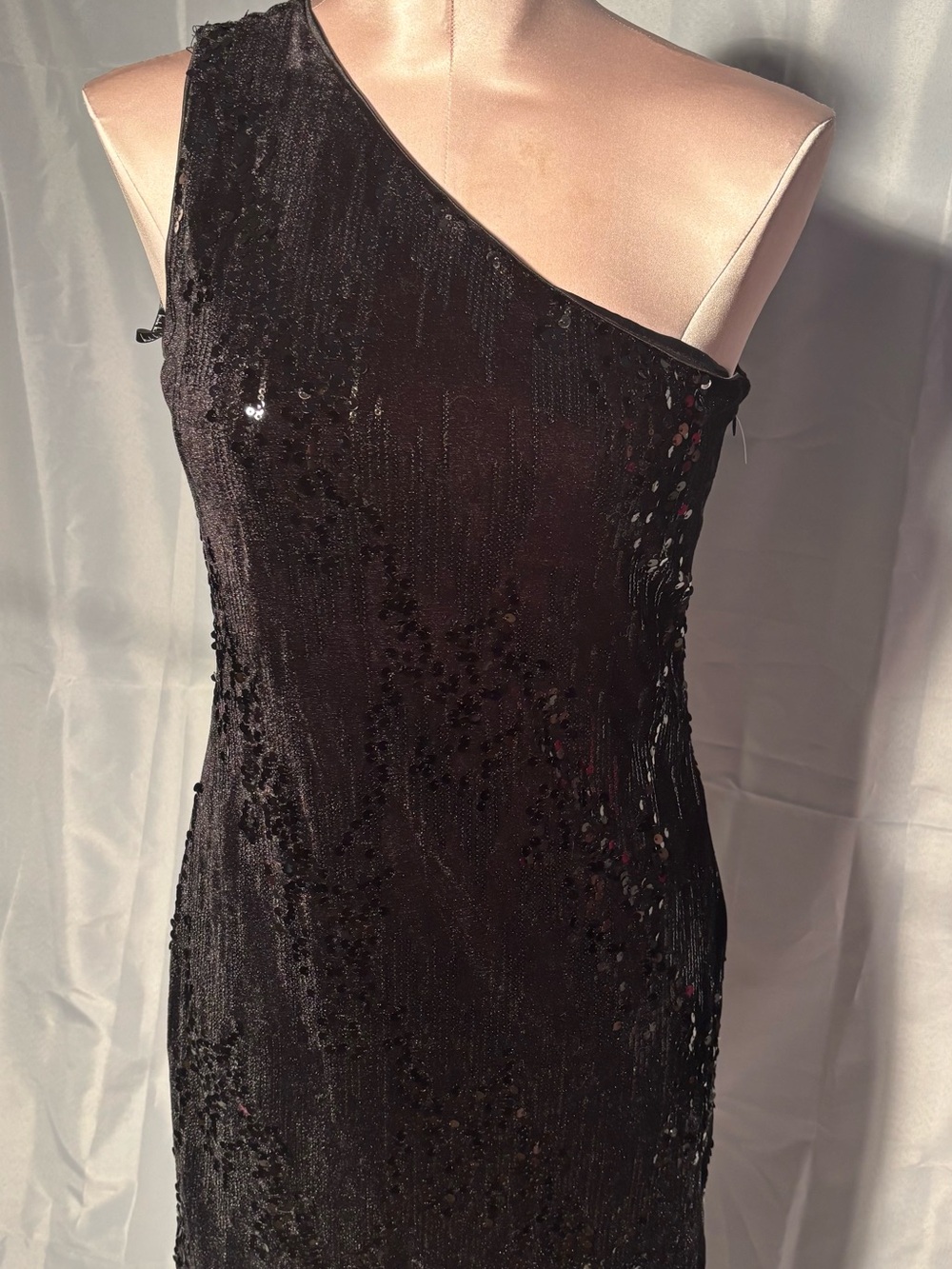 Nicole Miller One-Shoulder Black Sequin Evening Dress